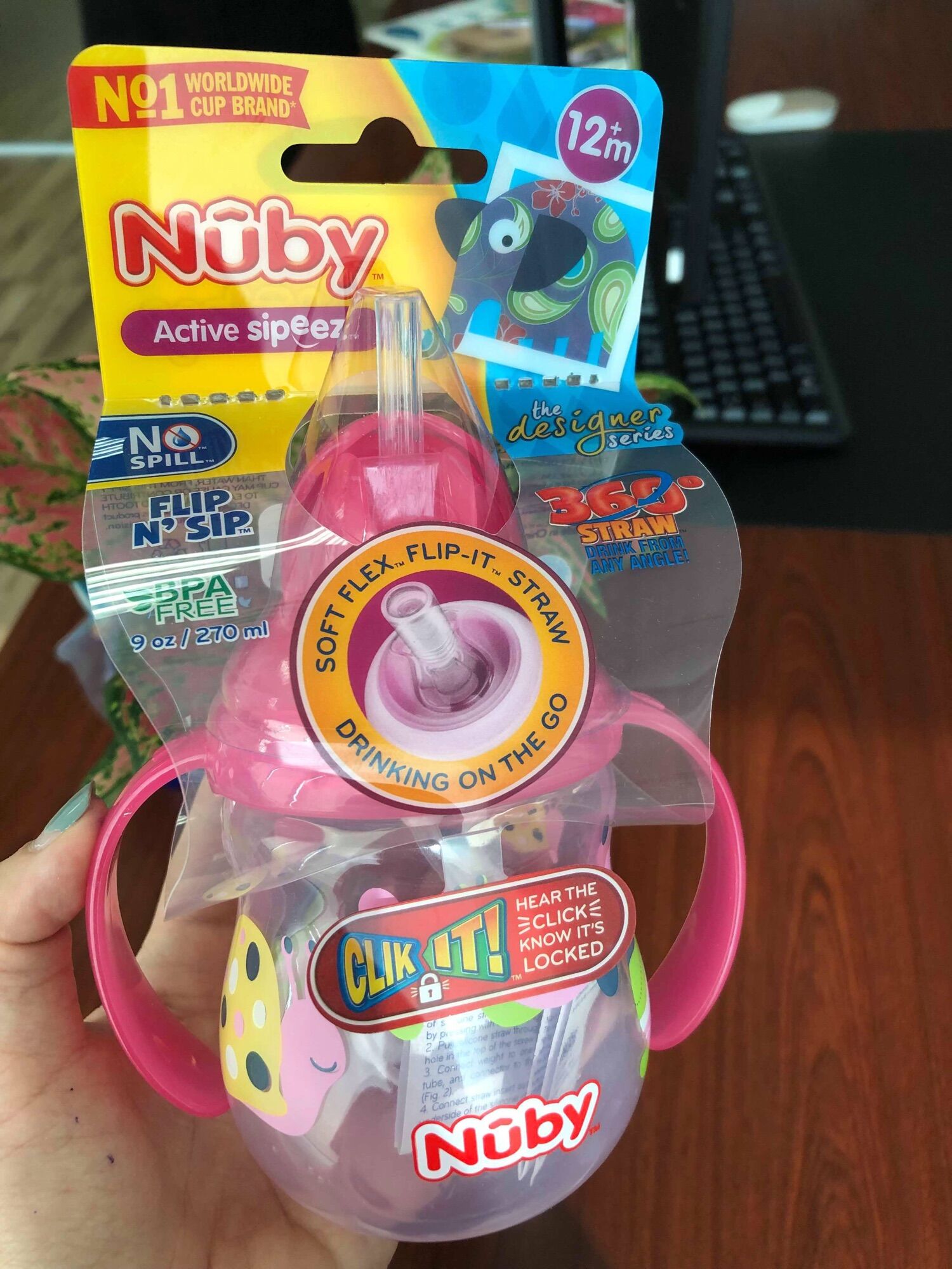 Bình uống nước Nuby ống hút 360 độ 2 tay cầm 270ml