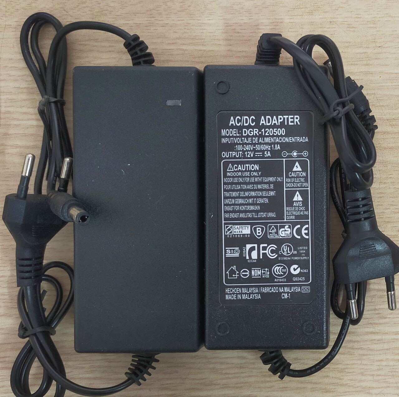 Nguồn Adapter 12V 5A chất lượng cao Malaysia sử dụng cho bơm phun sương , camera …