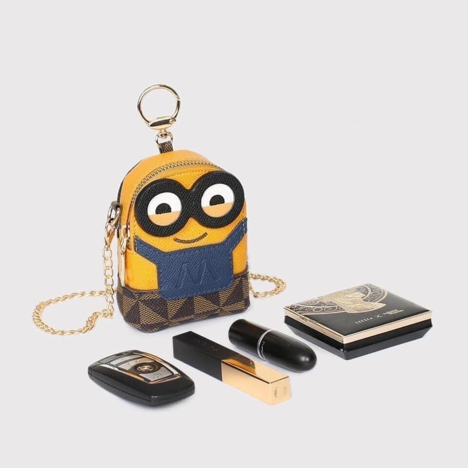 Túi minion mẫu mới cho bé size 12cm vừa đeo chéo vừa làm balo