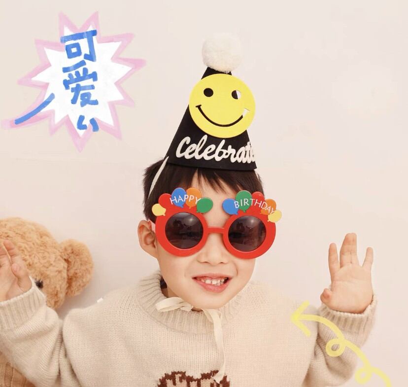 Mắt Kính Chụp Hình Tiệc Sinh Nhật