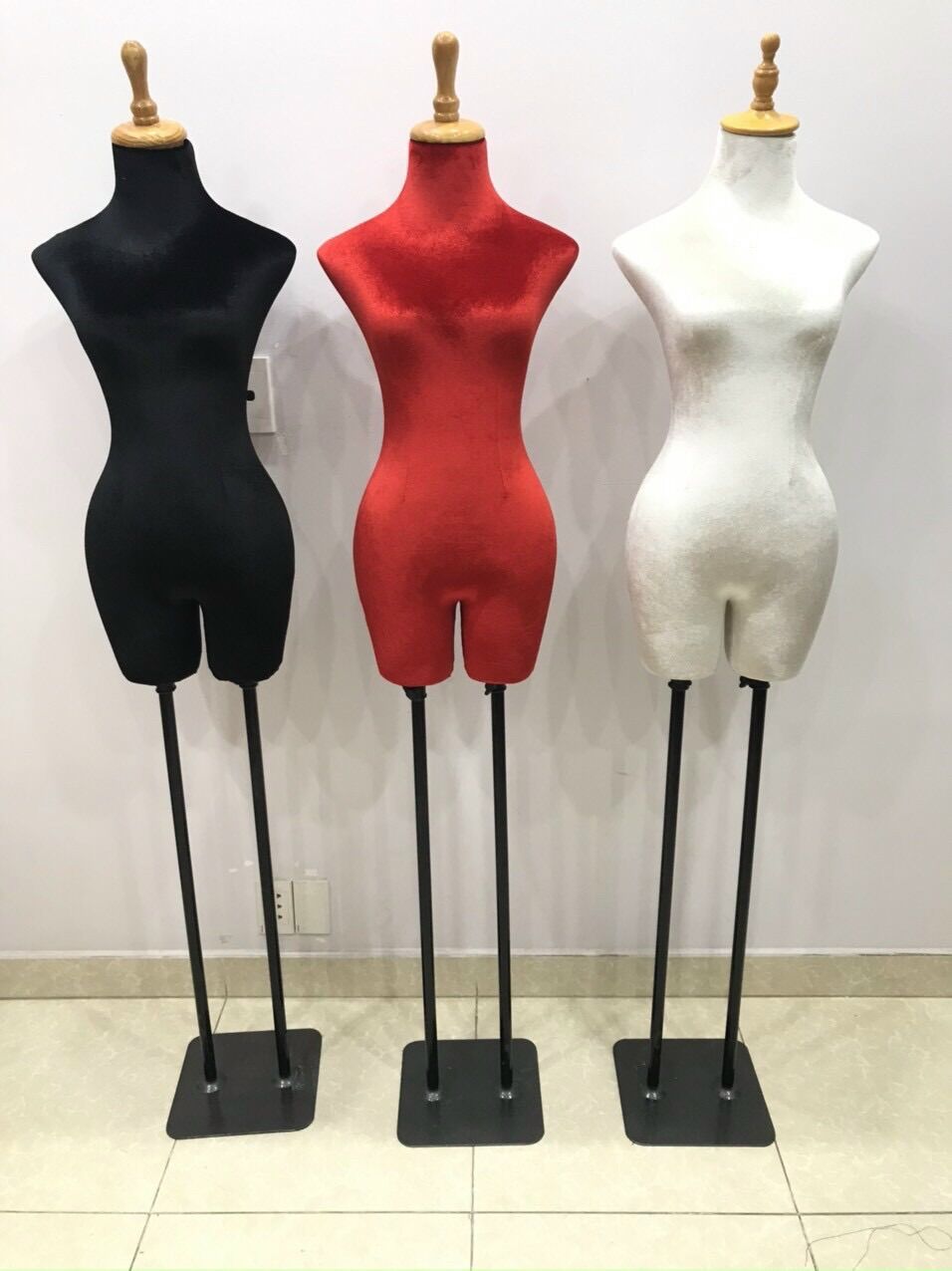 [HCM]Manocanh nhung nữ chân inox