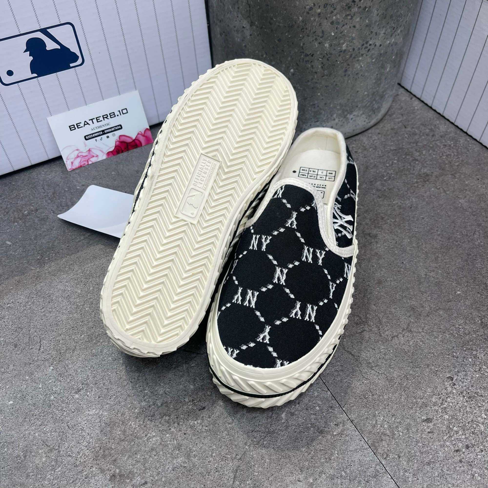 CHÍNH HÃNG - GIÀY MLB MULE DIA MONOGRAM NY BLACK / GREY - 3AMUMDB2N