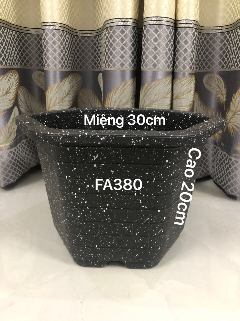 Chậu nhựa trồng cây 10 cái lục giác FA380 vân đá đen dày dặn