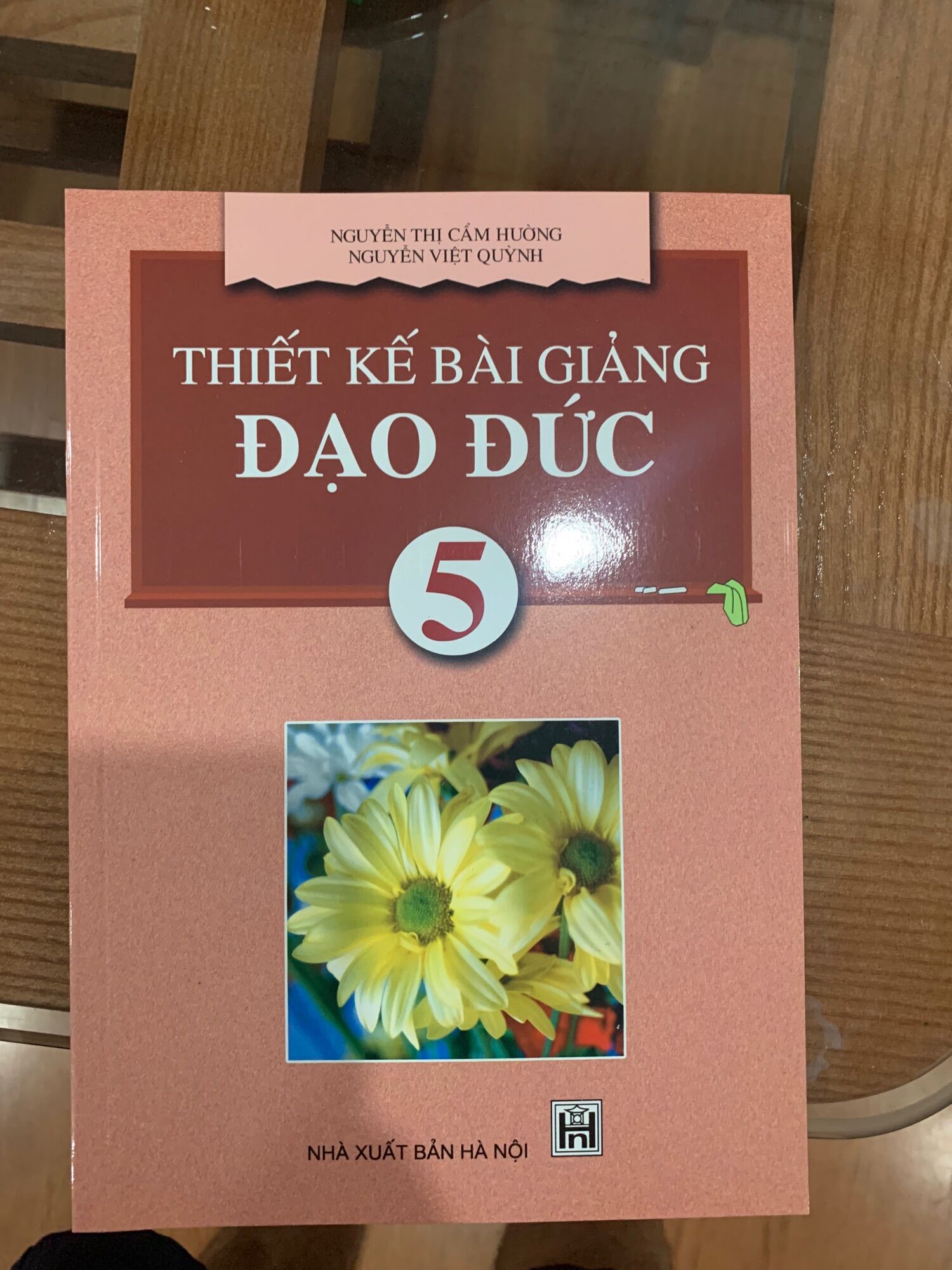 Thiết kế bài giảng đạo Đức 5