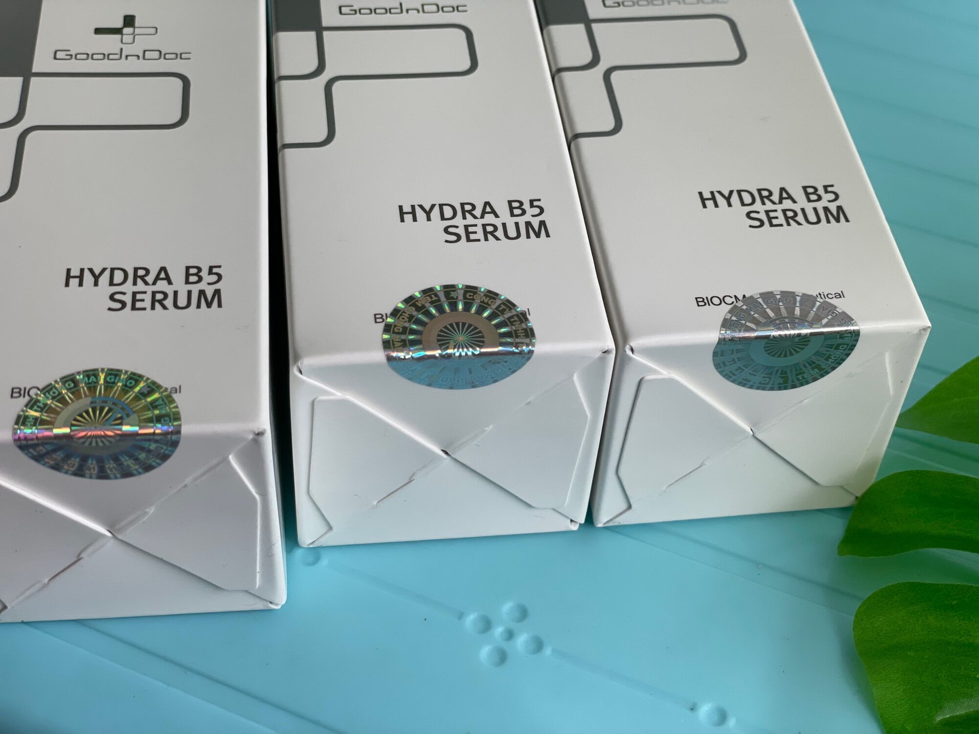 TINH CHẤT DƯỠNG ẨM TRẮNG DA GOODNDOC HYDRA B5 SERUM 30ml