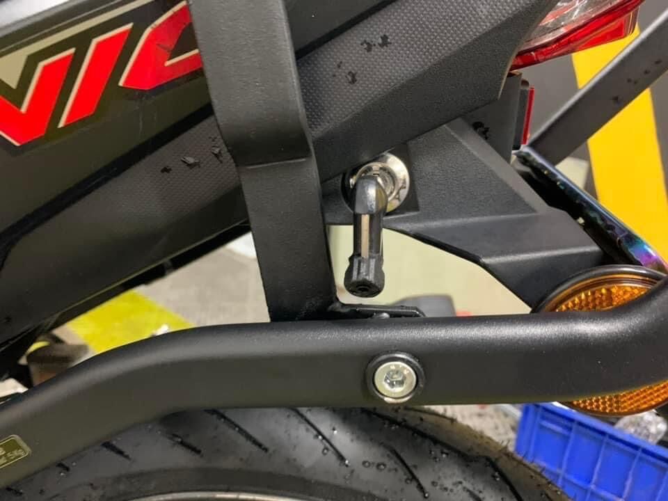 Baga Givi HRV gắn cho xe Sonic