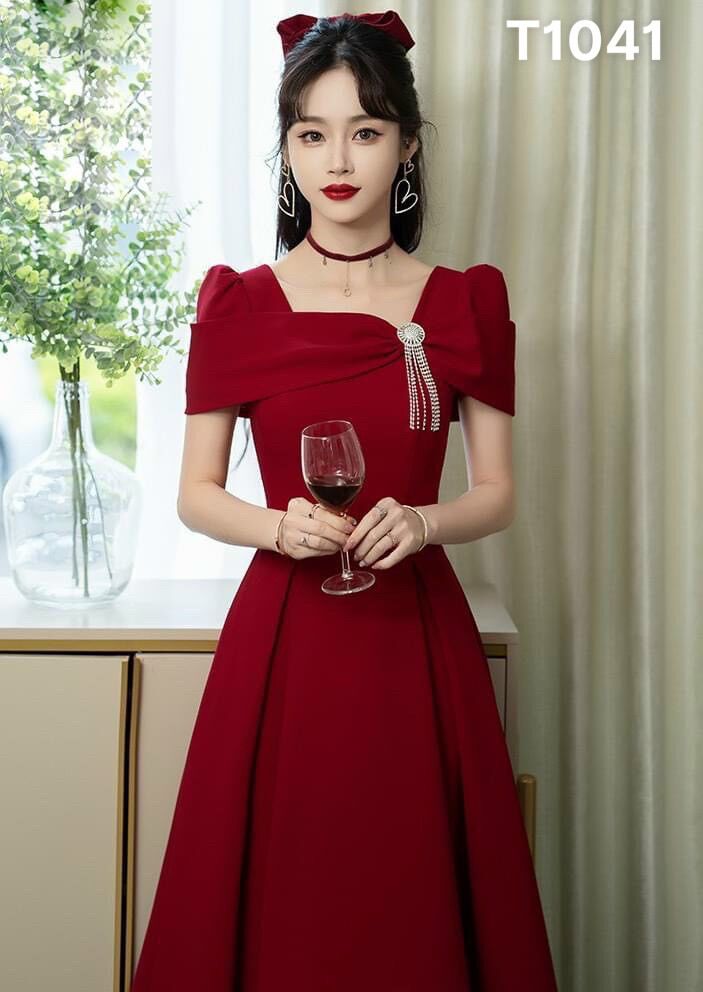 Đầm xoè cao cấp phối phụ kiện