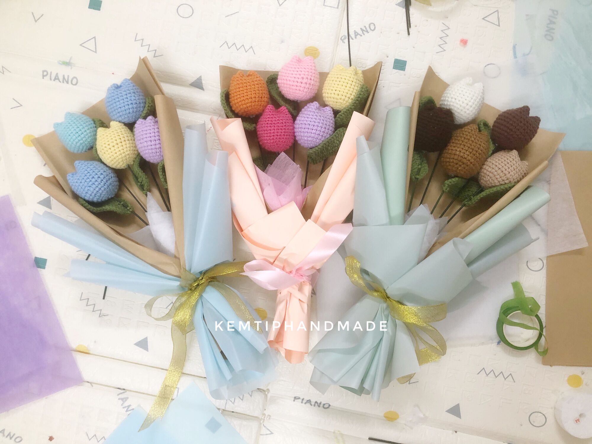 Bó hoa tulip len nhiều màu có sẵn