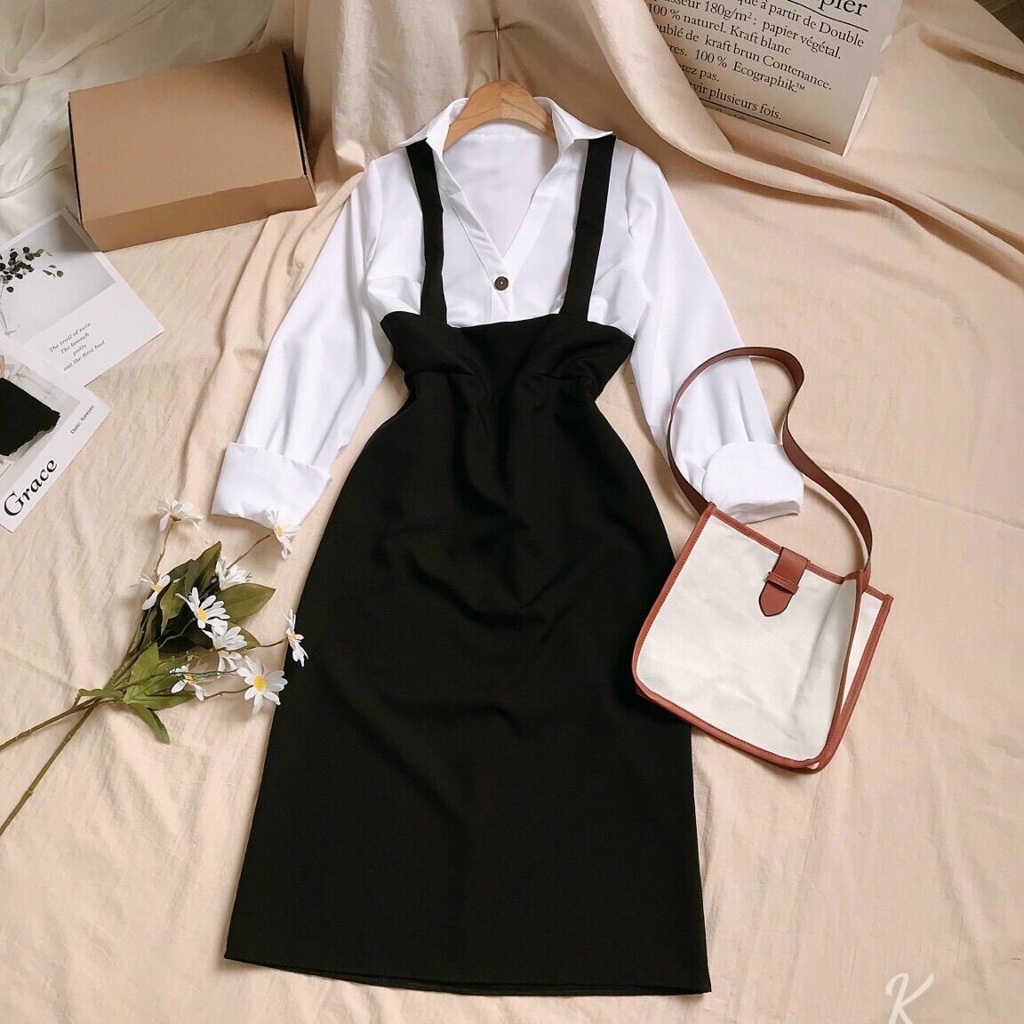 Set yếm body đen kèm sơ mi trắng BG