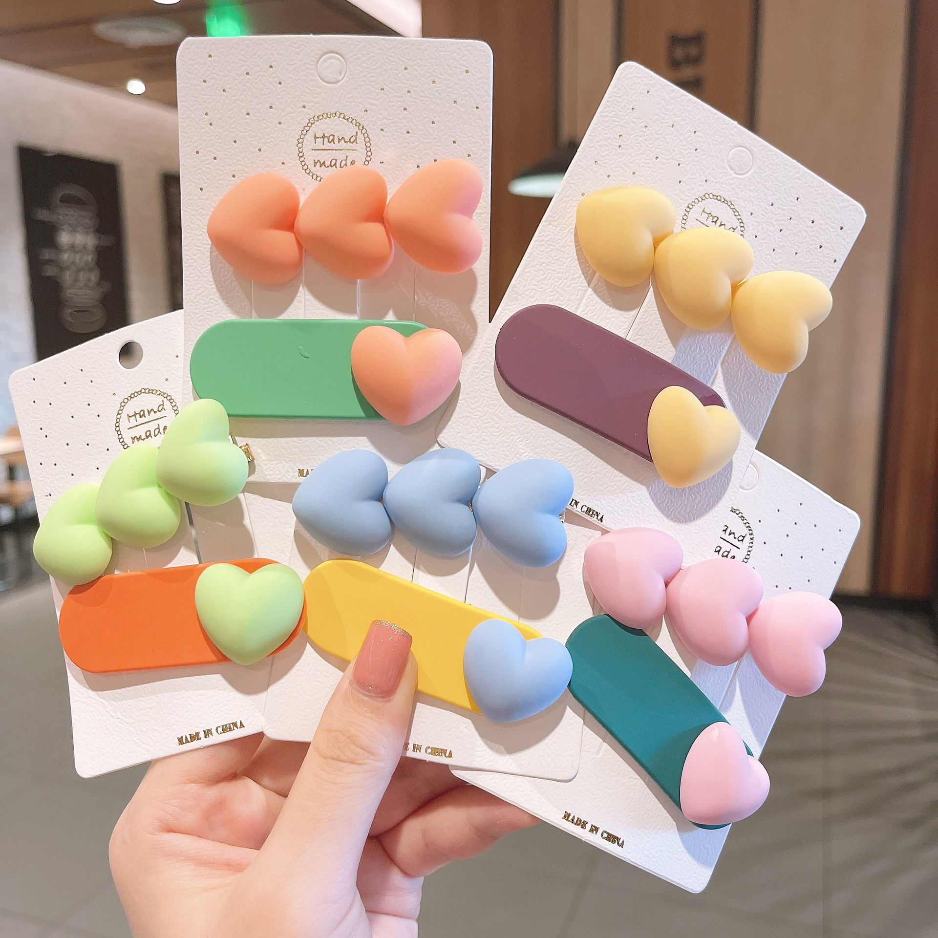 Charm Trái Tim Nhiều Màu Trang Trí DIY
