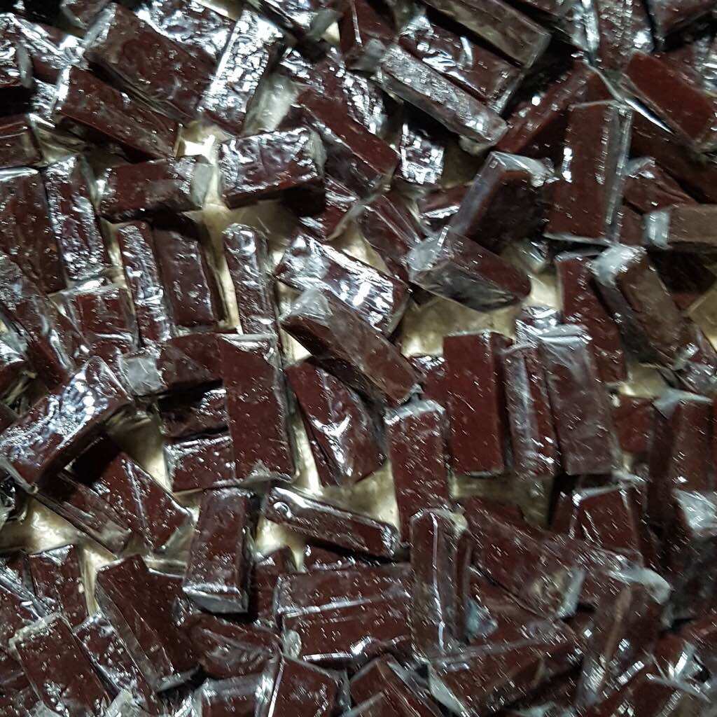 Kẹo chuối bến tre dẻo thơm hấp dẫn gói 400gram
