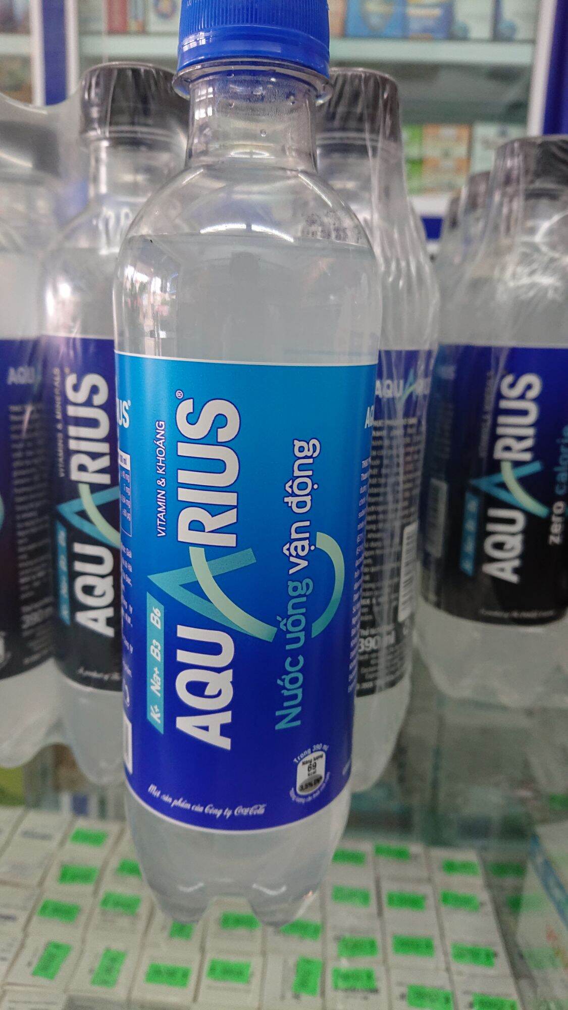 Nước uống vận động AQUARIUS có gas 390ml