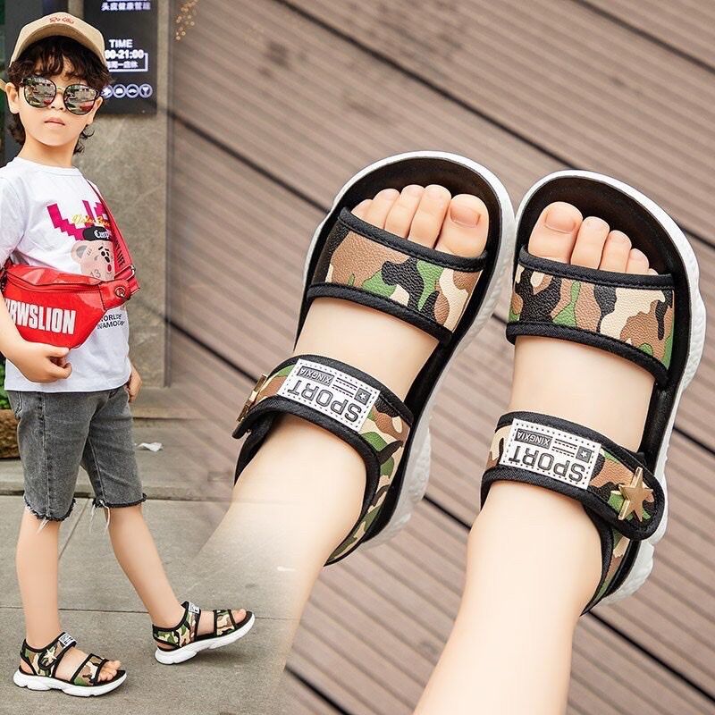 Giày sandal thể thao cho bé trai