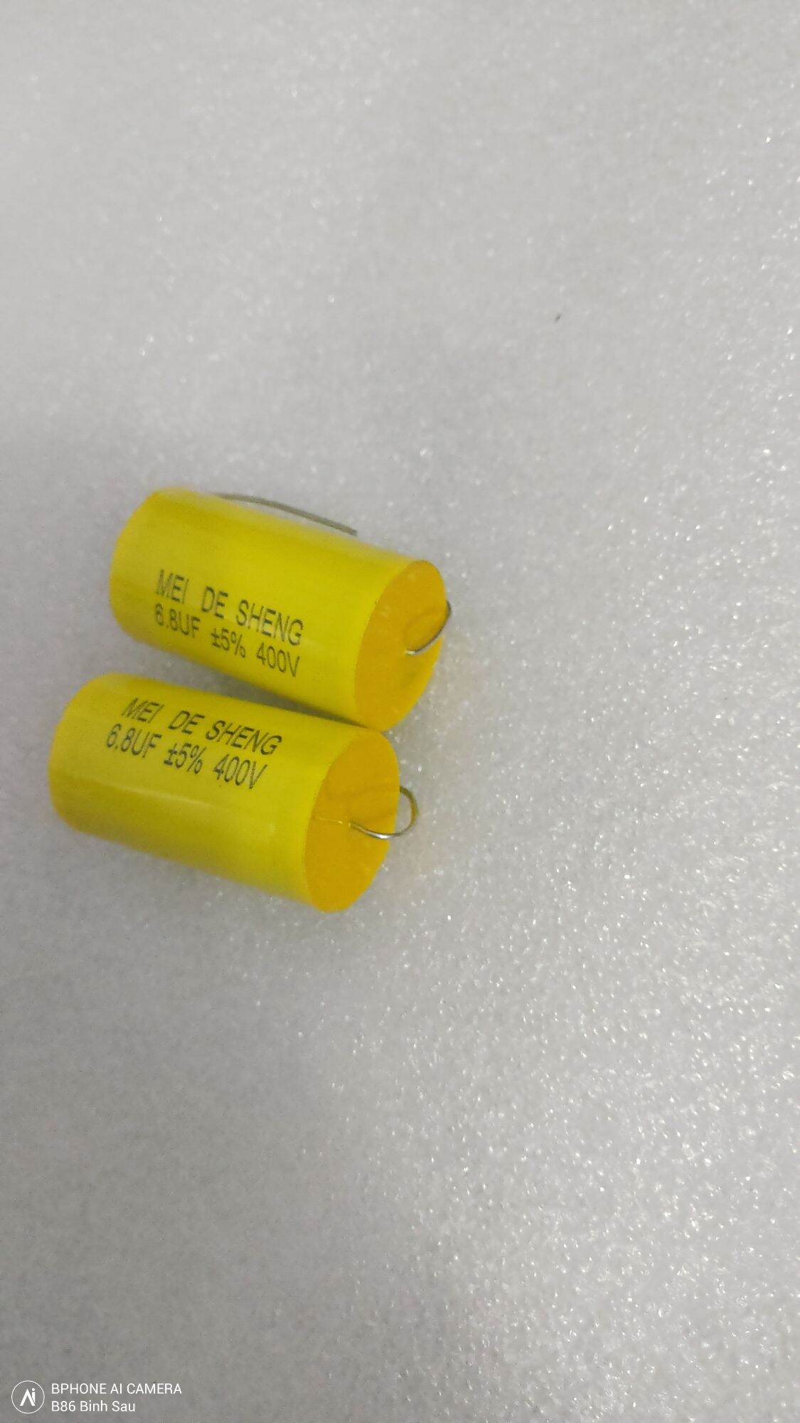 2 cái  tụ 6,8uf 400v