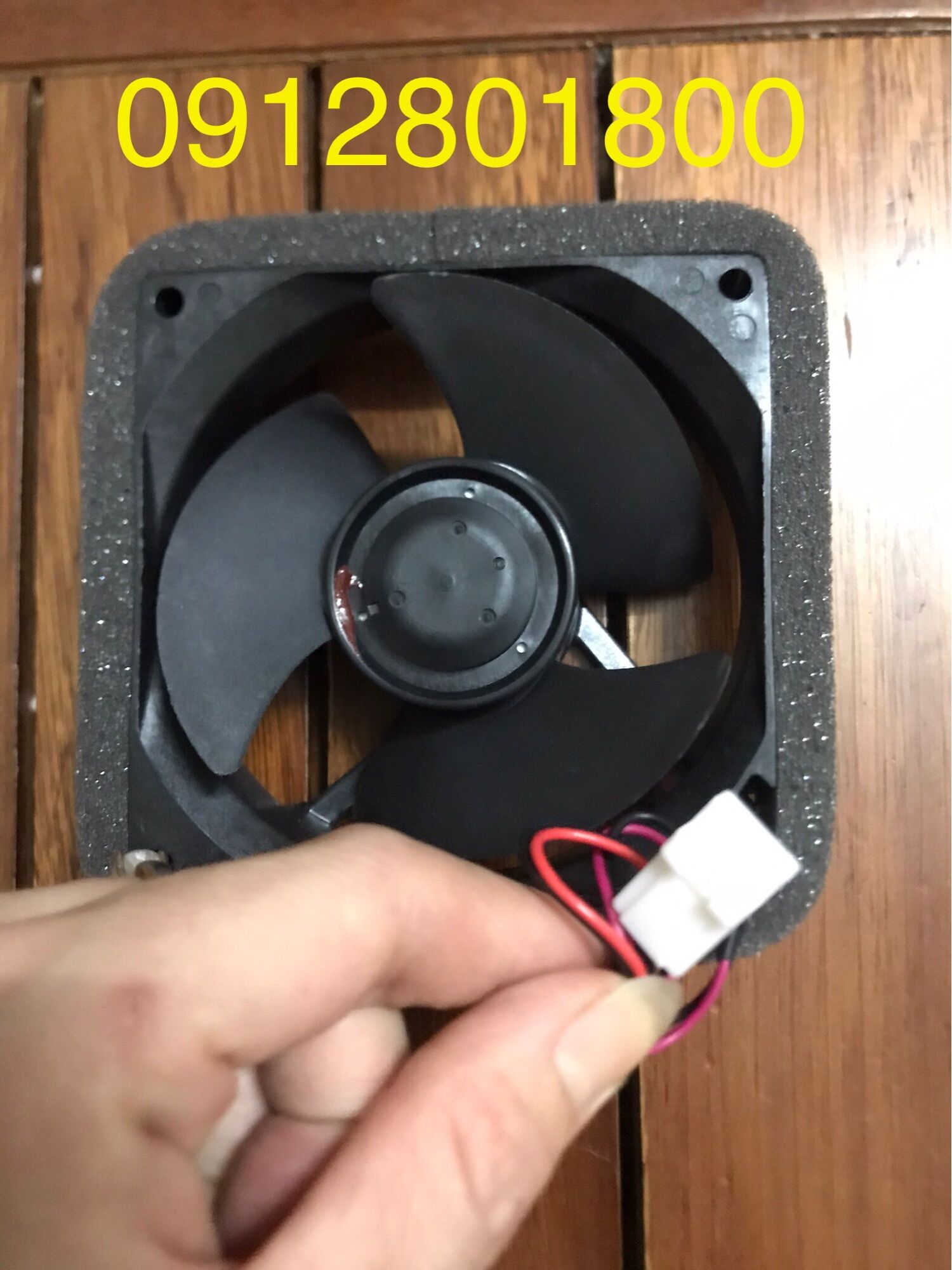 Quạt tủ lạnh Panasonic DC 12V 9*9cm 2 dây