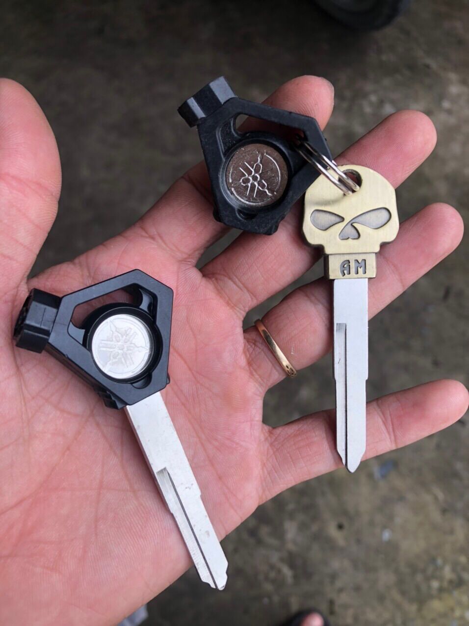 Phôi chìa khoá xe yamaha Excinter , Sirius FI , Nouvo ĐỘ cán chìa đầu lâu kèm cán nhựa mở khoá từ