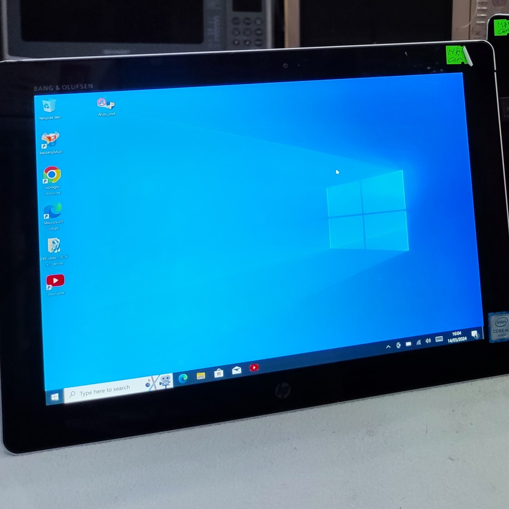 máy tính bảng hp elite x2 1012 g1 chip core M3.ram 4g.ssd 128