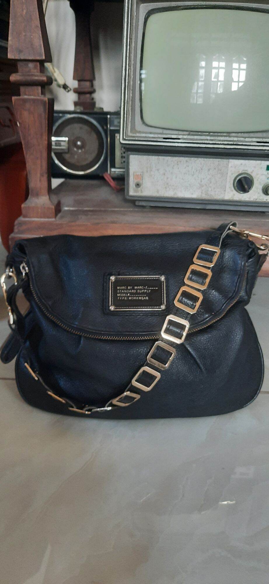 túi đeo vai nữ hiệu xịn xò Marc Jacobs