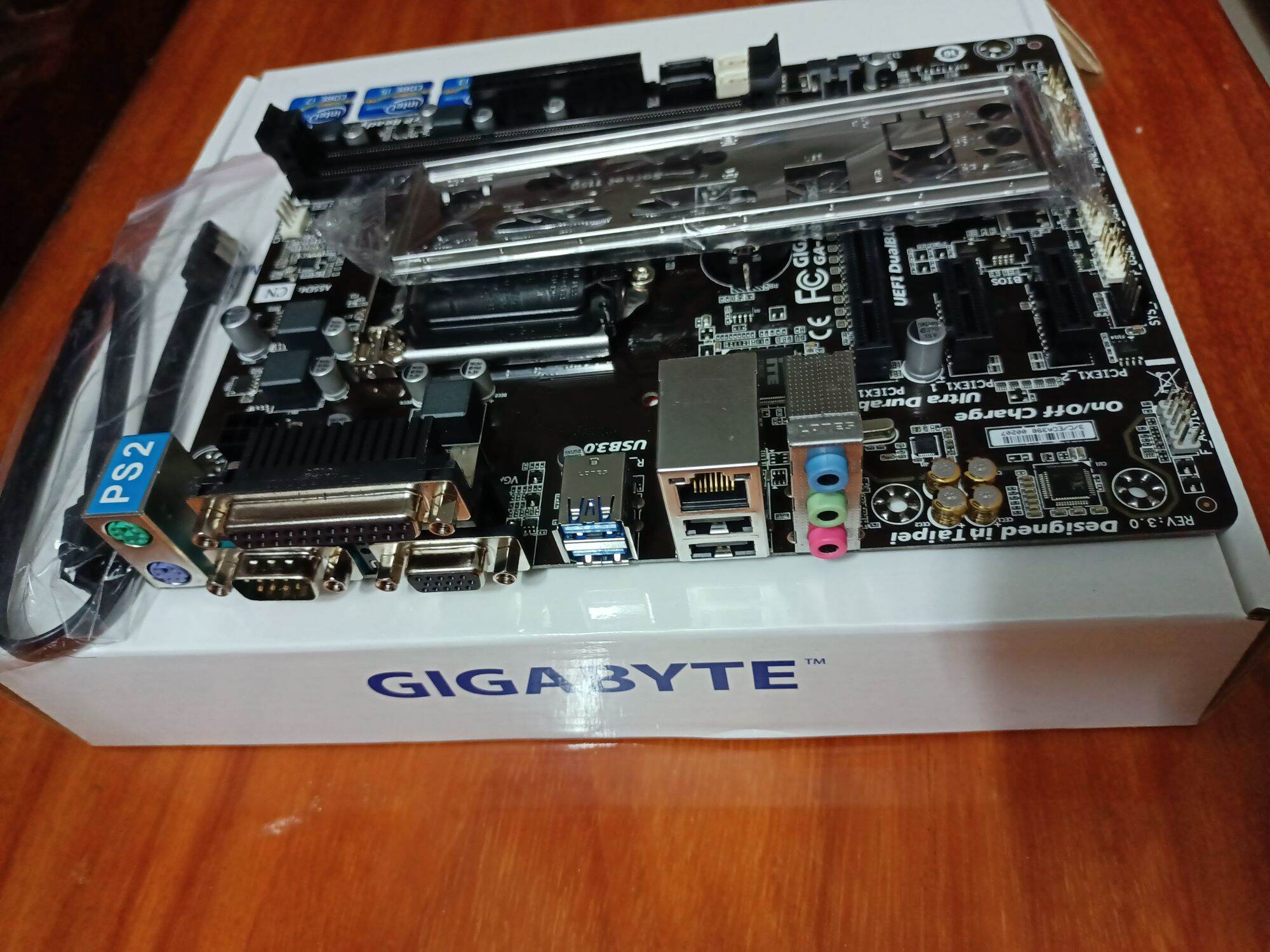 Main H81M-H gigabyte socket 1150 hàng mới chính hãng  ( kết nối HDMI - VGA )