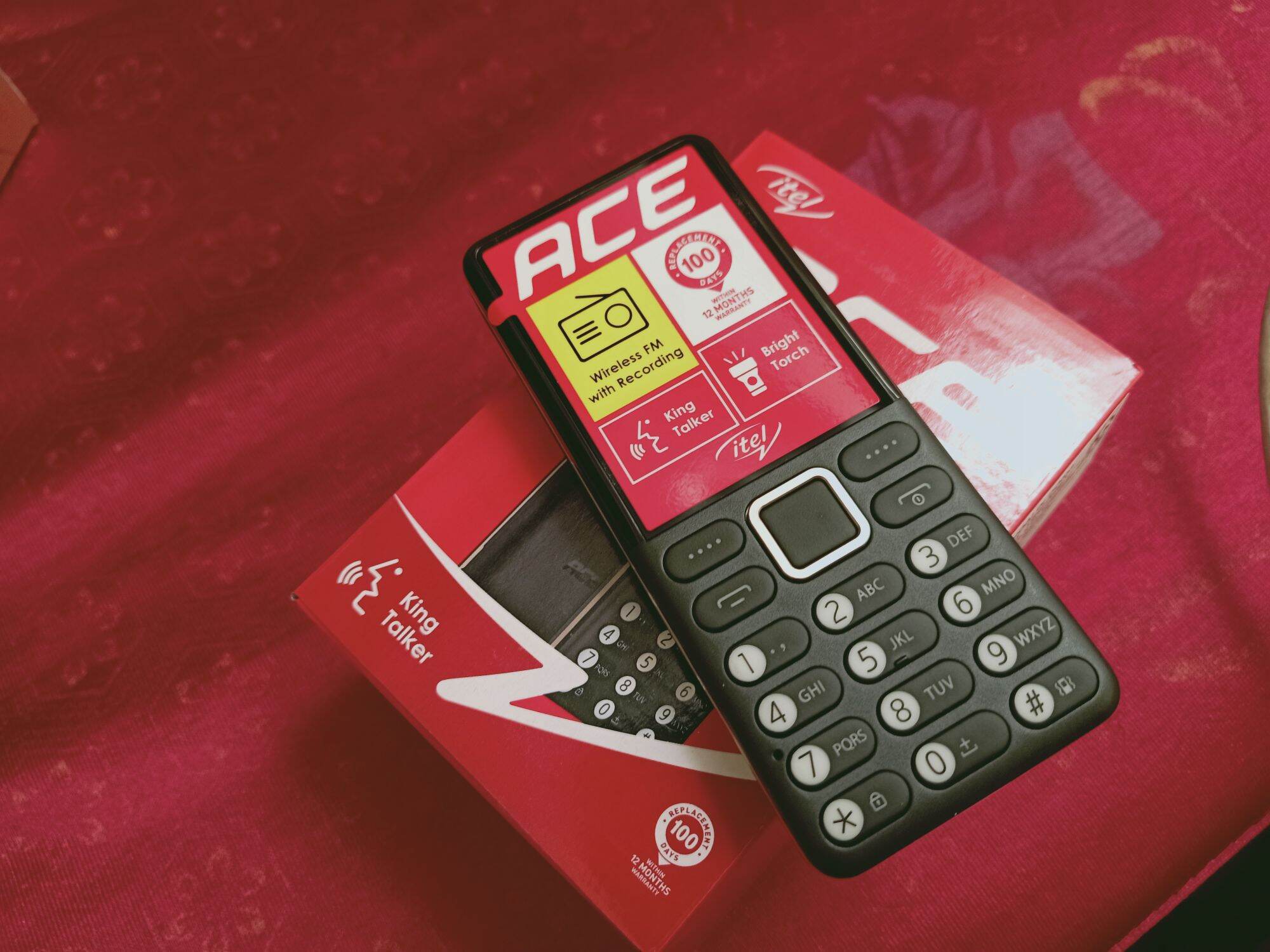 Điện thoại itel ACE mới