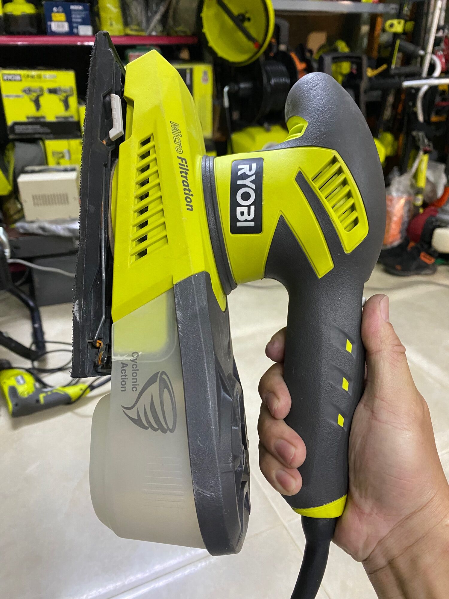 Máy chà nhám điện Ryobi