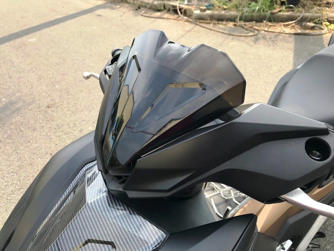 Chắn gió ( mão ) Winner x V3 2022 Khói