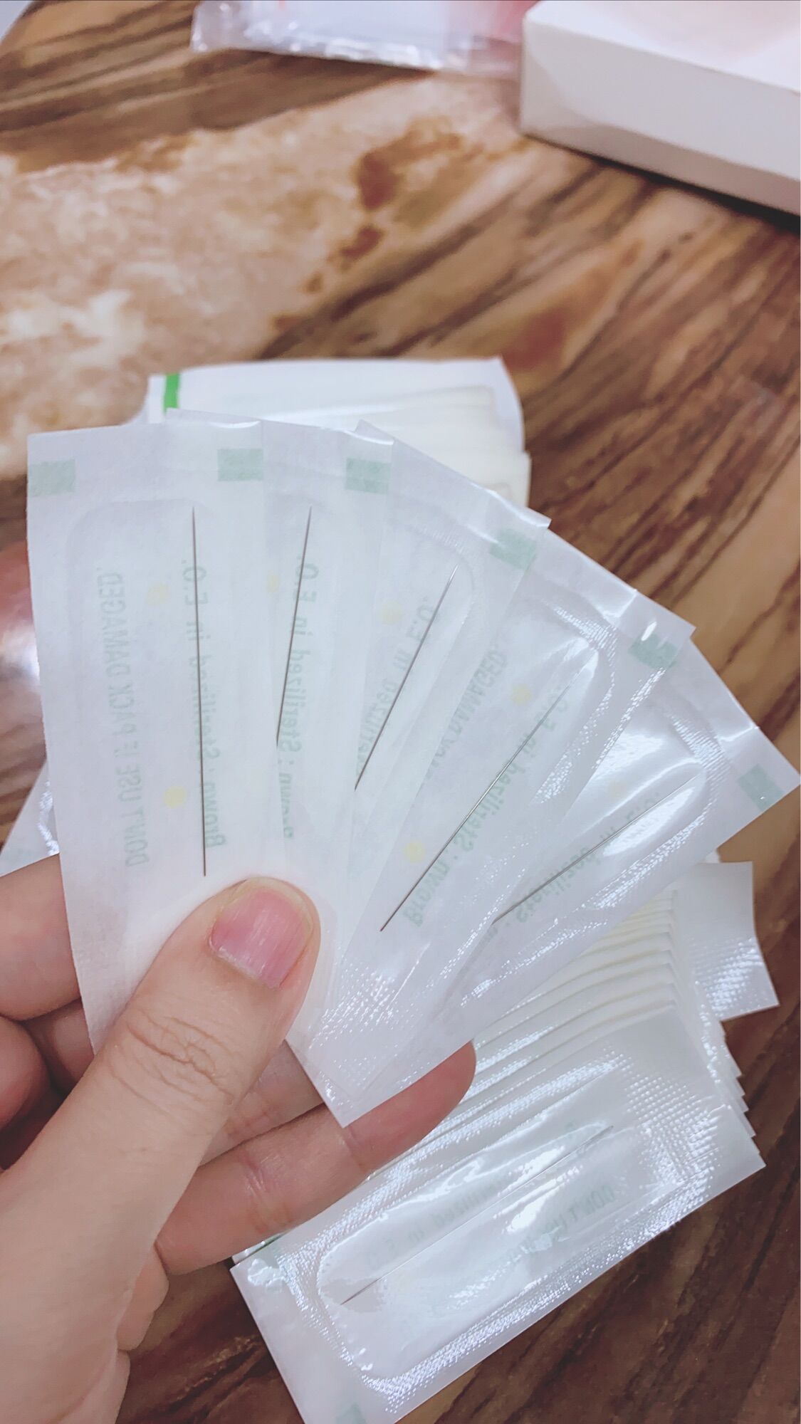 Kim 1 dài, ngắn 0.35 xanh lá. dung trong phun xam