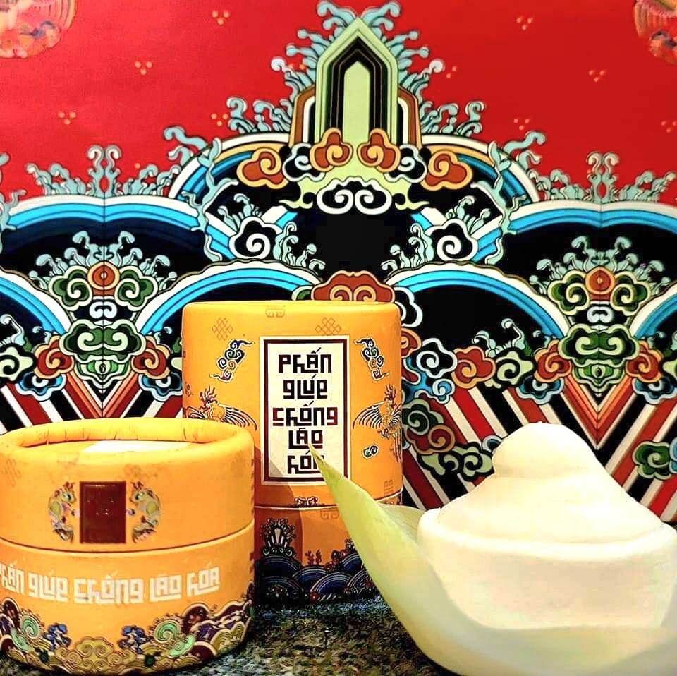 PHẤN NỤ HOÀNG CUNG HUẾ