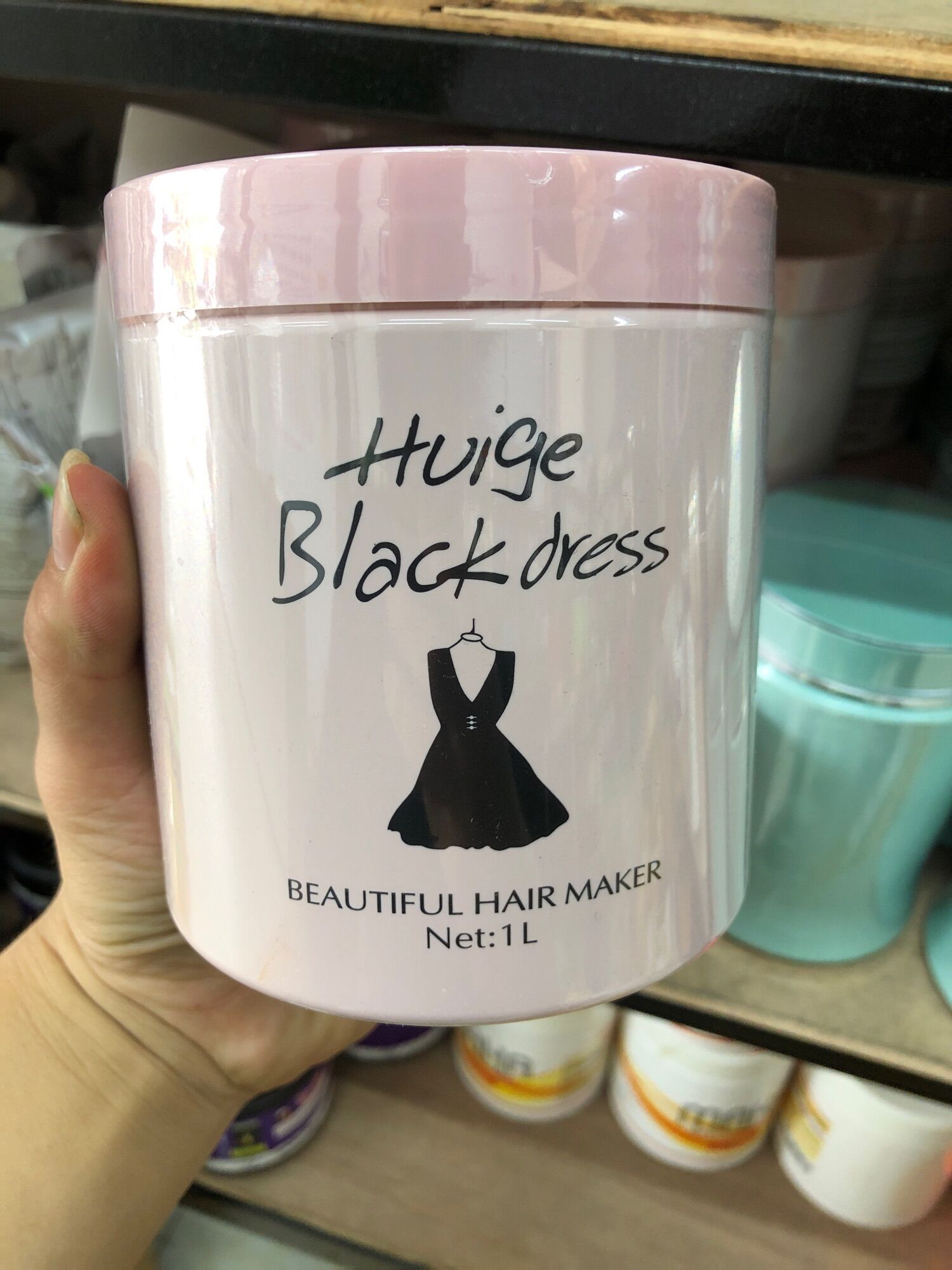 Hấp tóc huiger Black dress