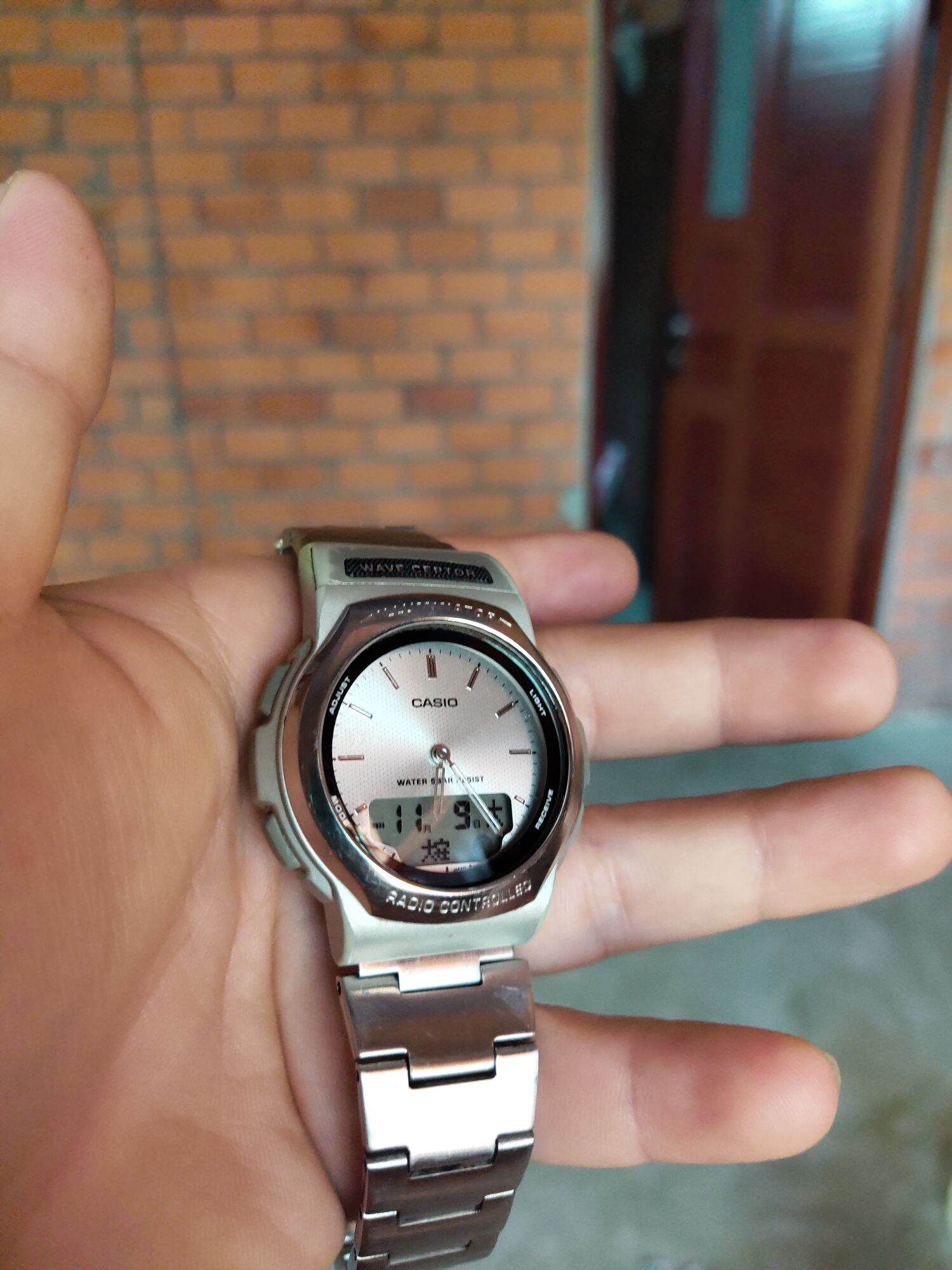Đồng hồ nam CASIO WAVE CEPTOR
