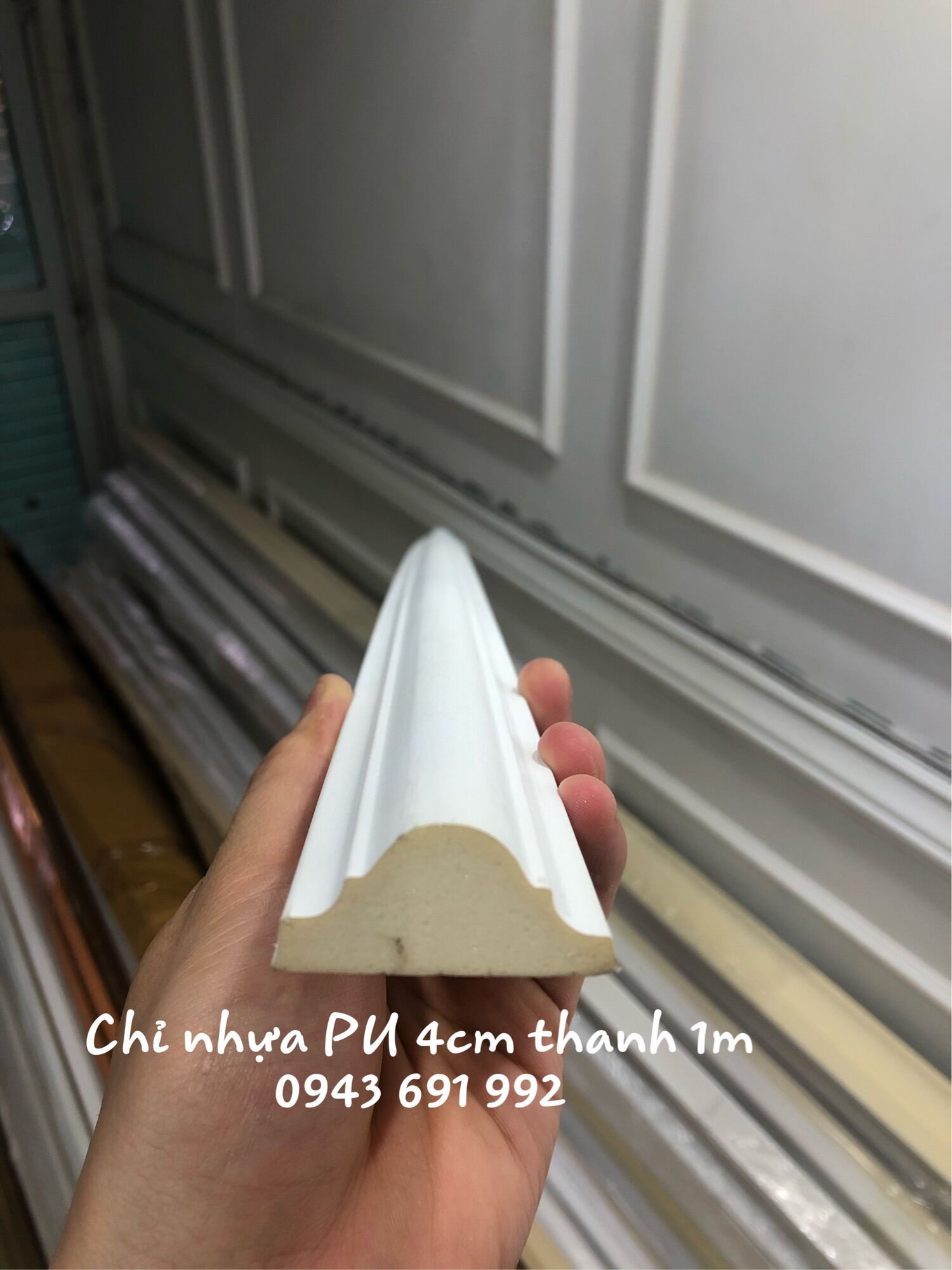 Thanh phào chỉ nhựa Pu xốp thô bản rộng 4cm dài 1m