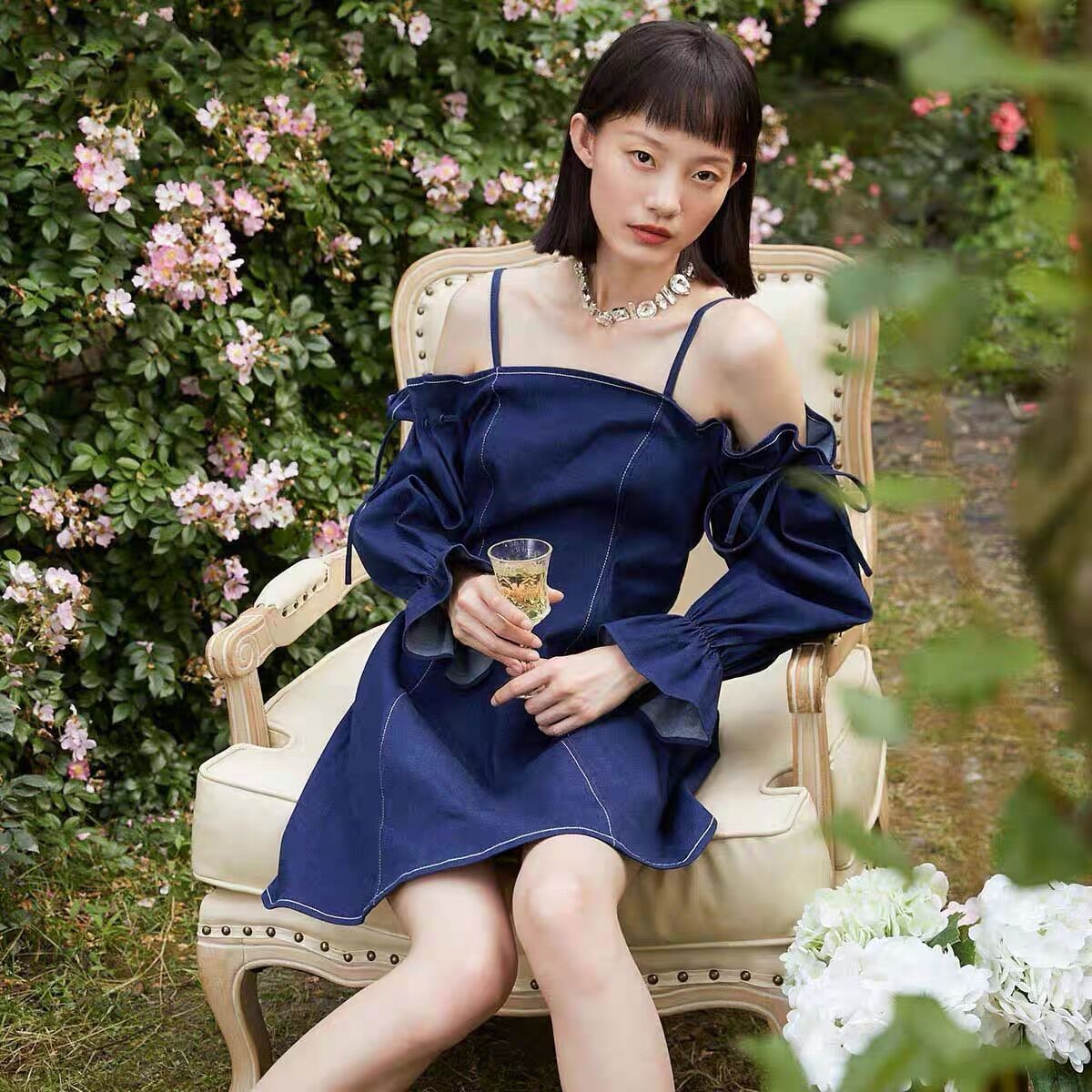 Đầm jean trễ vai tiểu thư Vero Moda