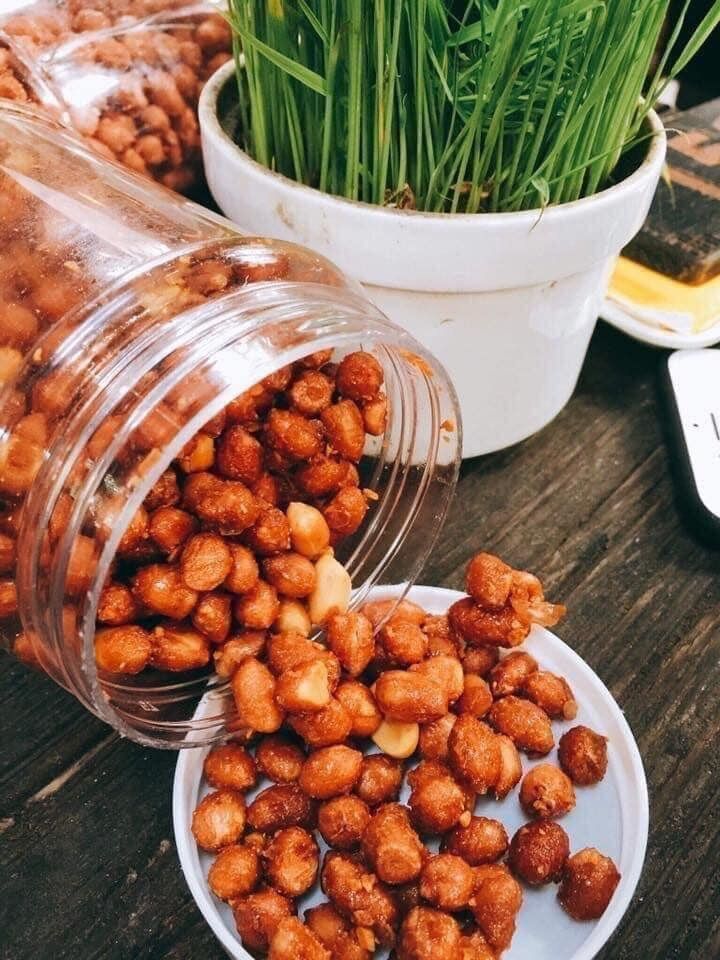 Đậu phộng tỏi ớt. 60k/500gr