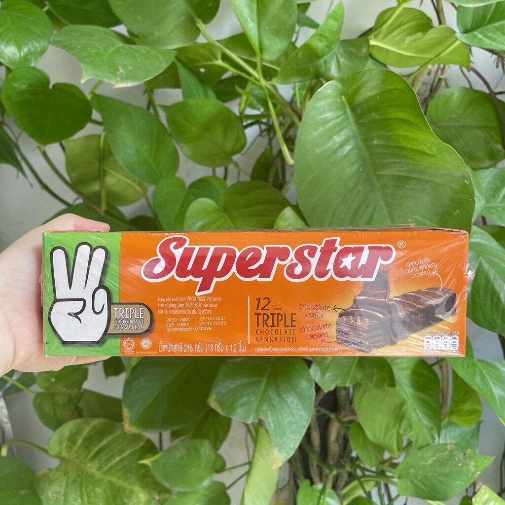 COMBO 12 CÁI BÁNH XỐP PHỦ SOCOLA SUPERSTAR
