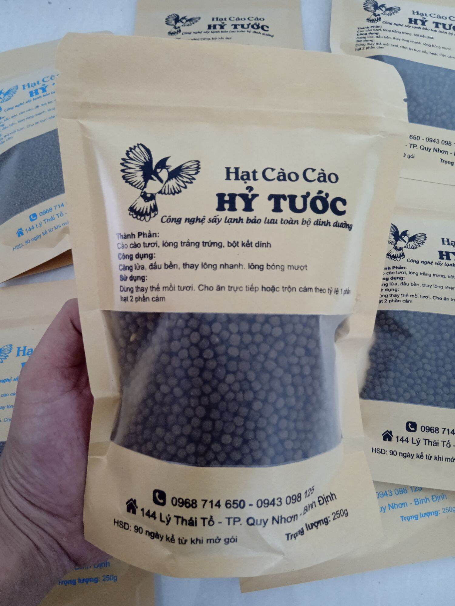 Hạt cào cào sấy -Thức ăn thay thế mồi tươi cho chim cảnh