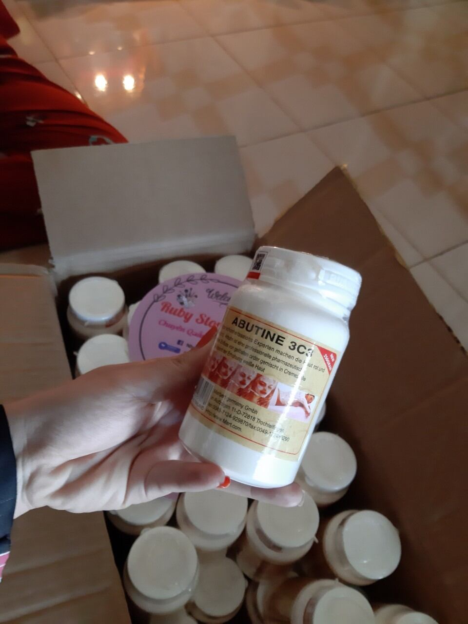 Kem body kích trắng abutine 3c3