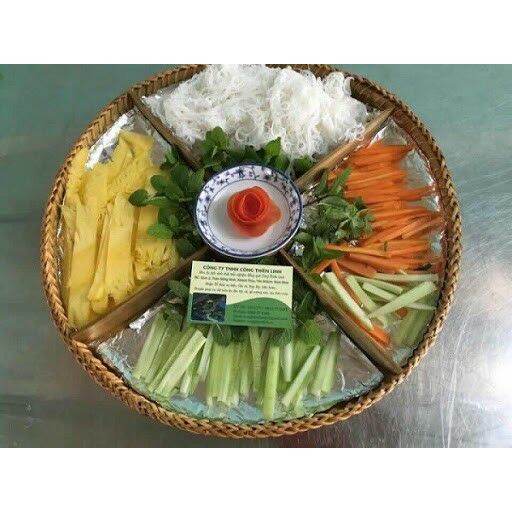 Mẹt tre chia ngăn đựng mứt, hoa quả, đồ ăn