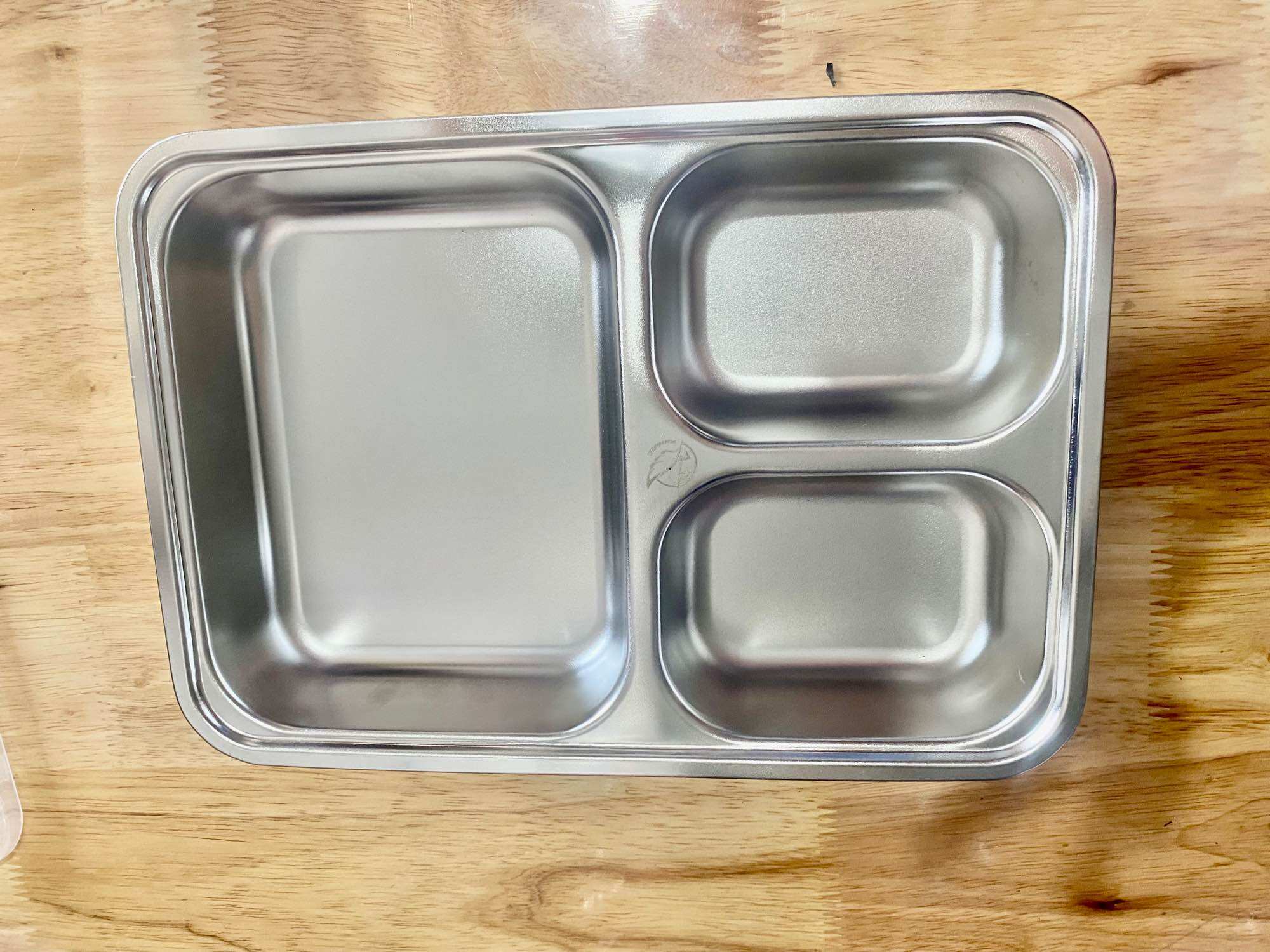 Khay inox 3 ngăn Kt:17*24*4.3cm