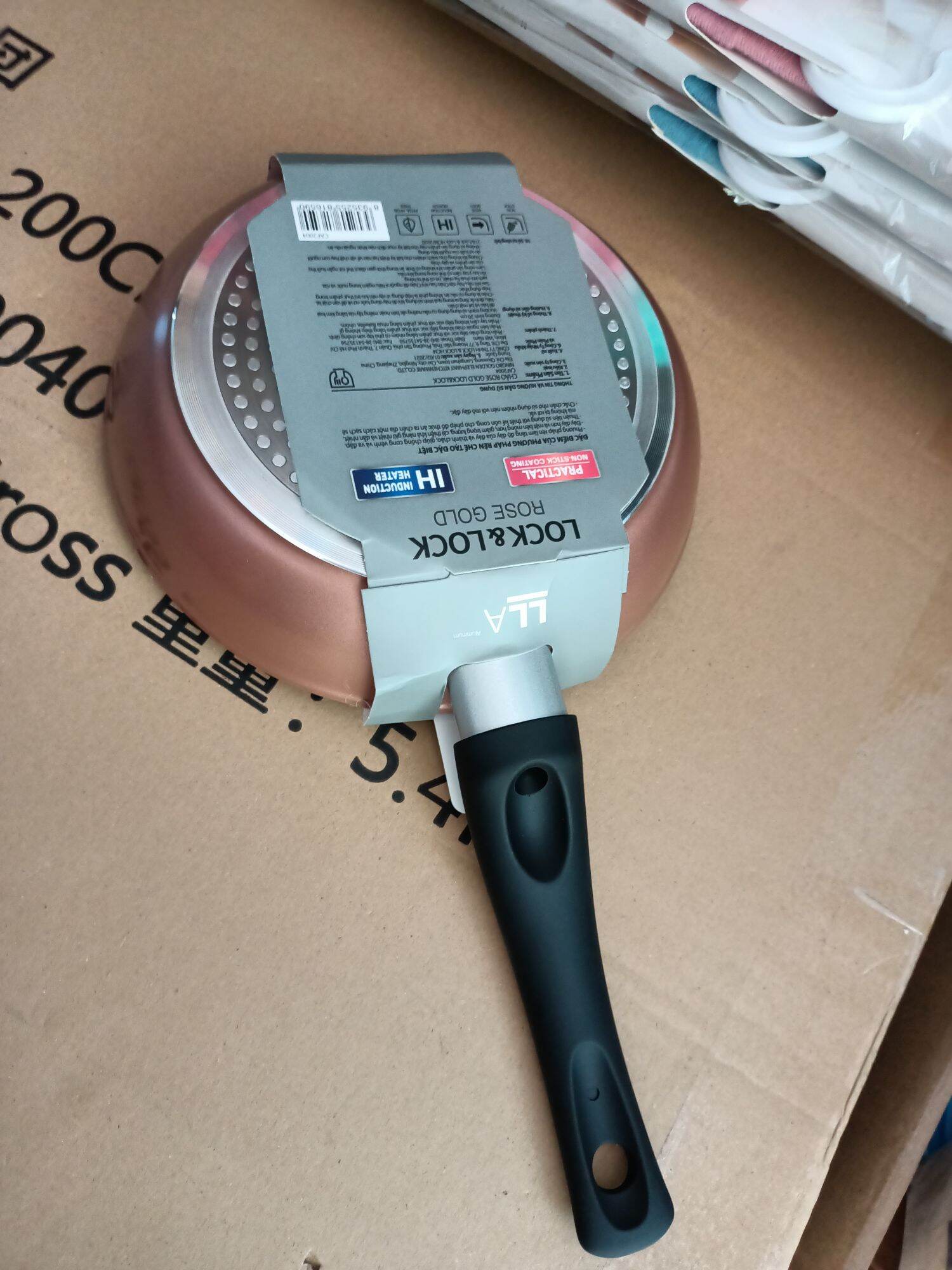 CHẢO ROSE GOLD LOCK&LOCK 20CM