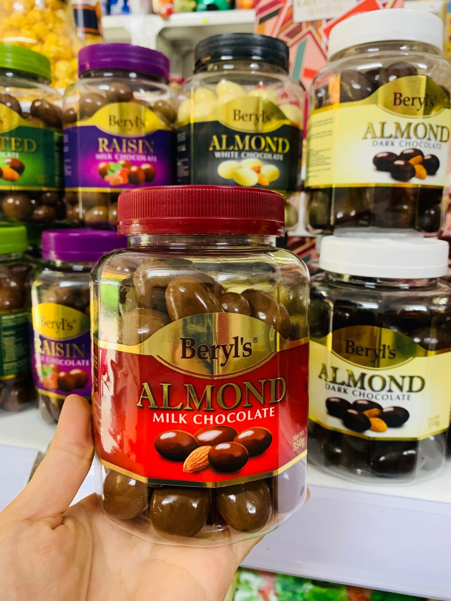 Chocolate Beryl's 350g Raisin Milk (Nho khô với sữa)