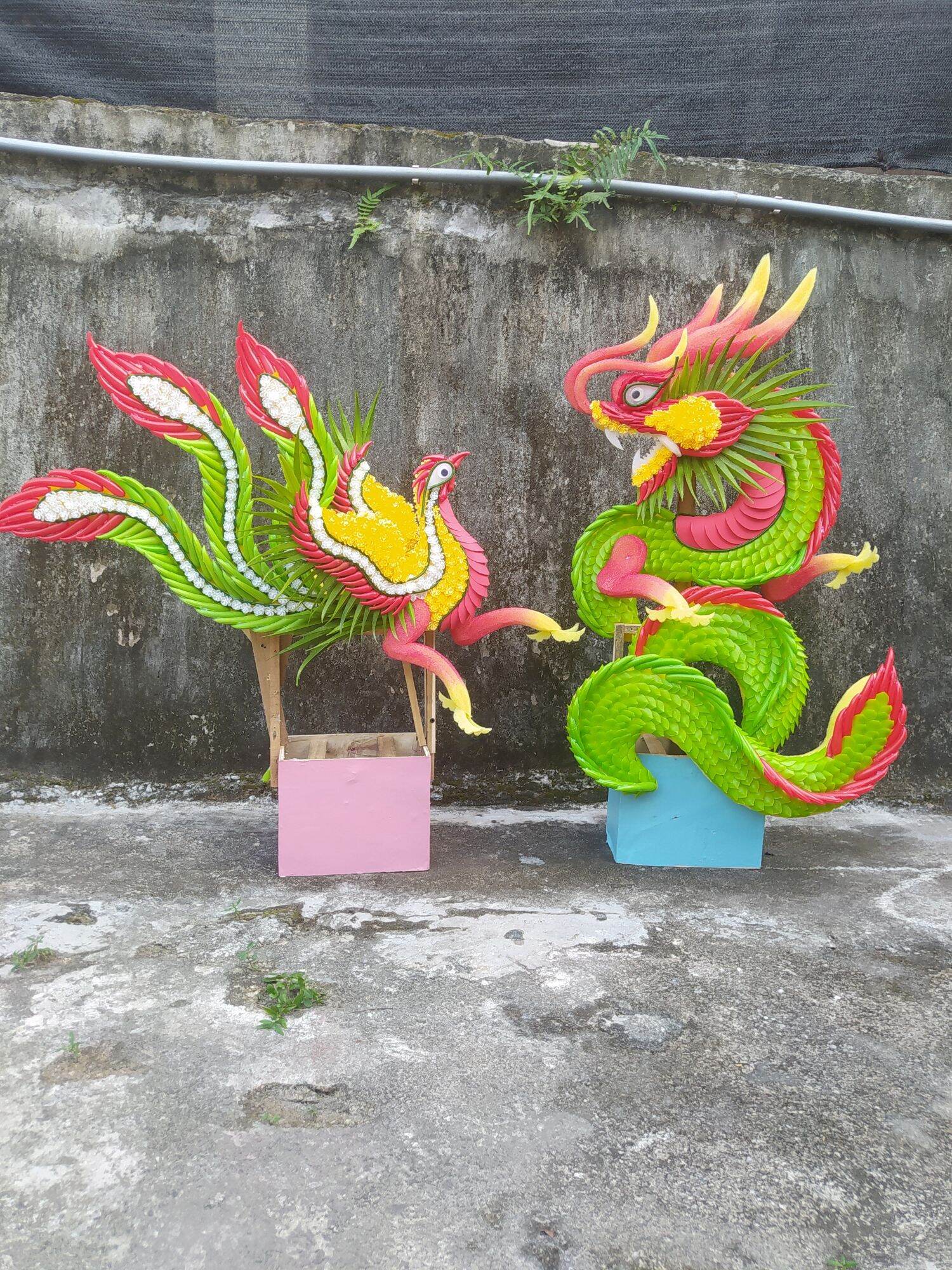 Cặp rồng phượng thành phẩm giả,gắn đồ nhựa