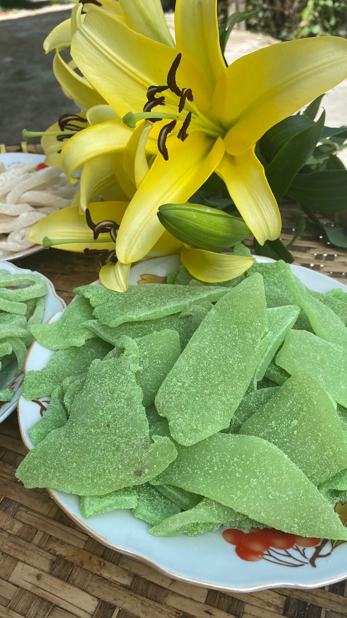 MỨT DỪA NON MIẾNG VỊ LÁ DỨA. 500gr