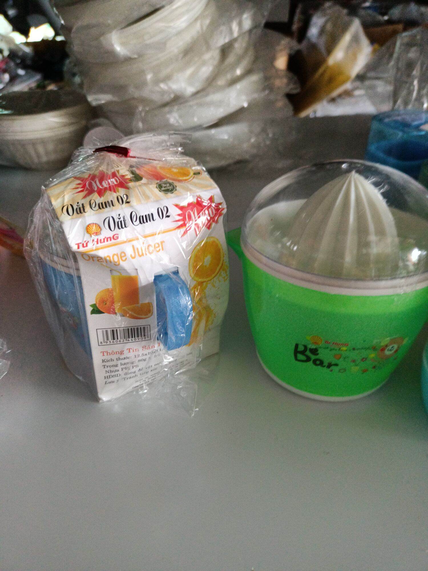 vắt cam nhựa Tứ Hưng