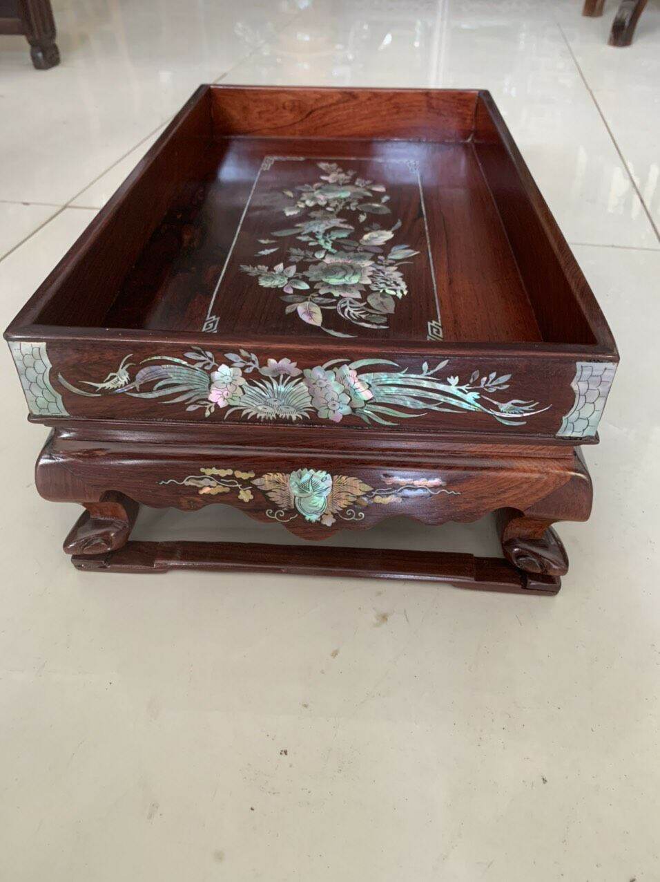 Khay trà gỗ cẩm khảm cảnh 40x24cm