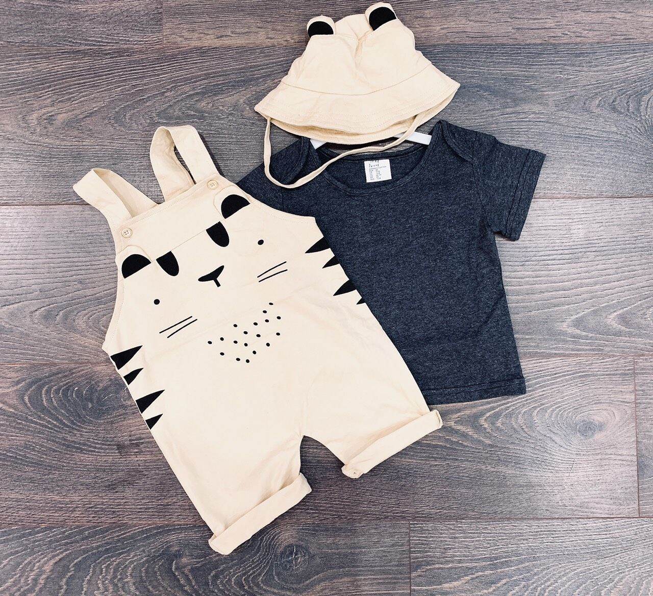 set yếm bé trai kèm mũ hm