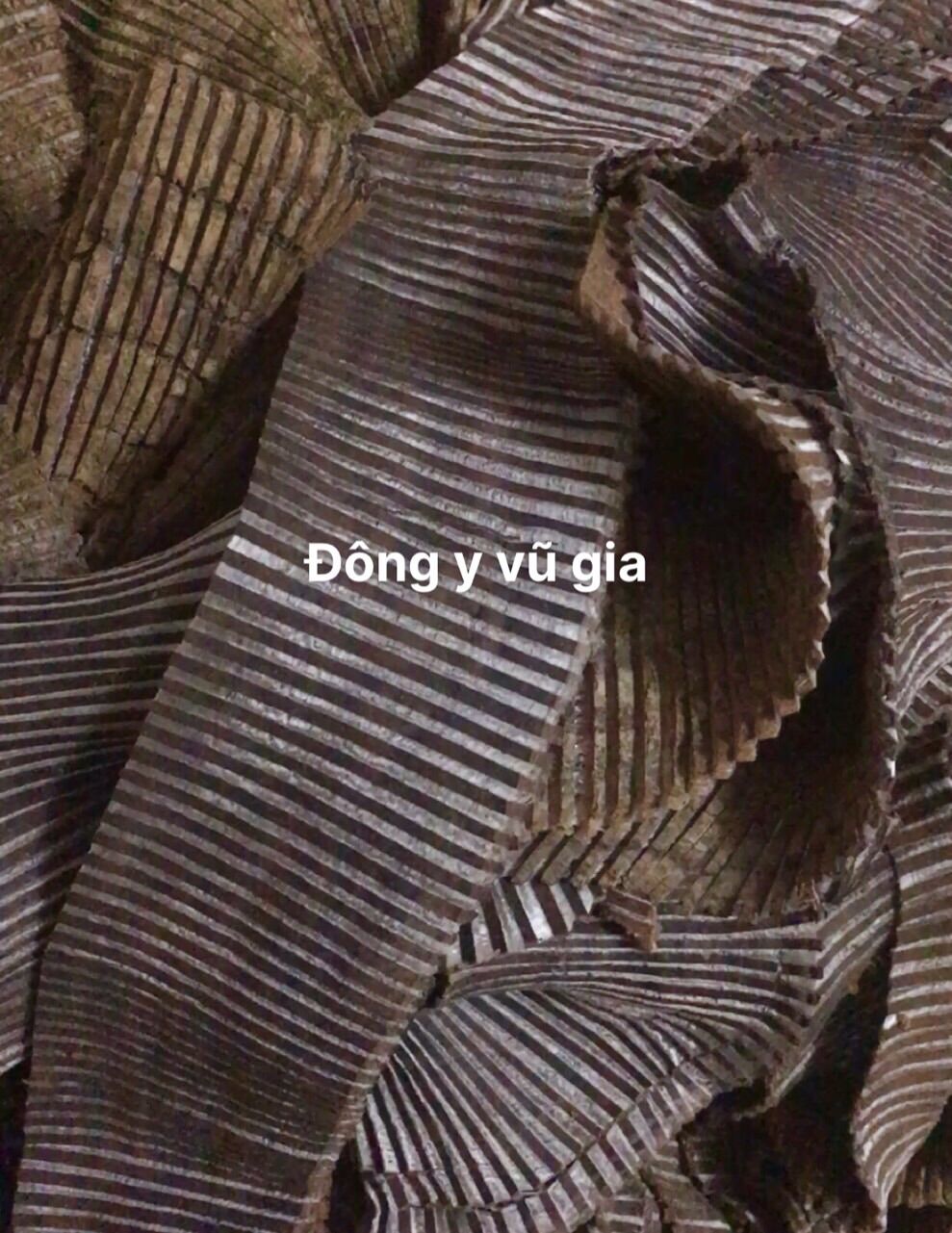 Đỗ trọng khô loại 1 đẹp 1kg