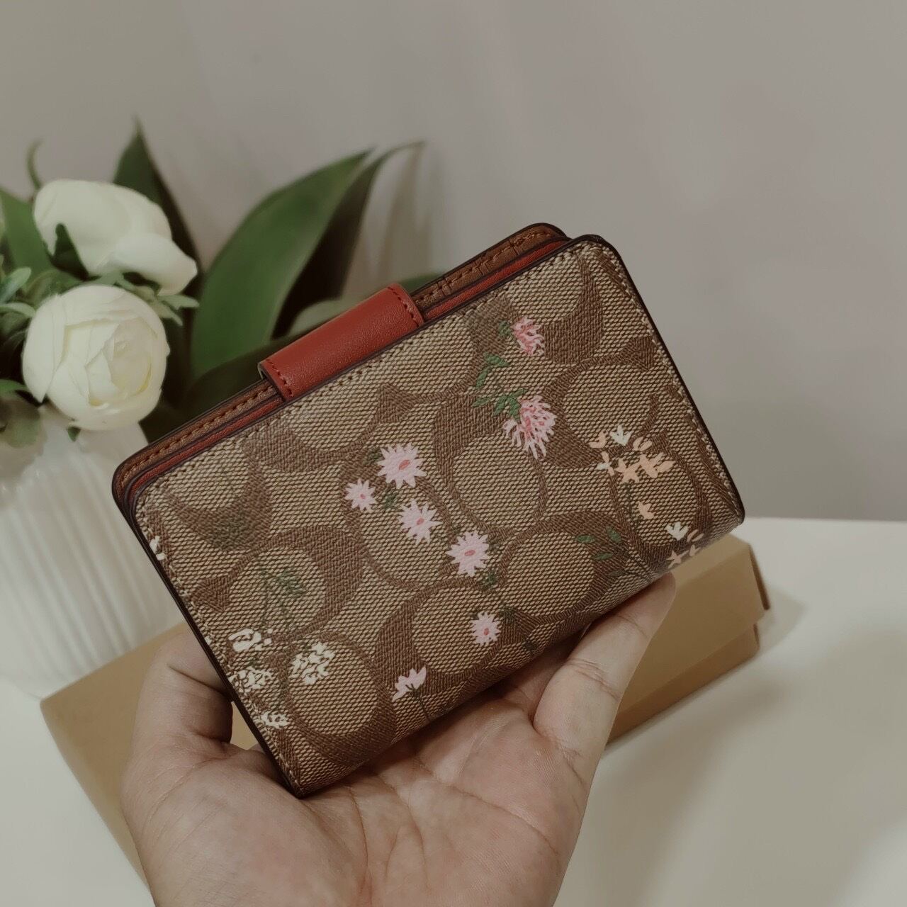 VÍ C0ACH - MEDIUM CORNER ZIP WALLET da thật đẹp mê li