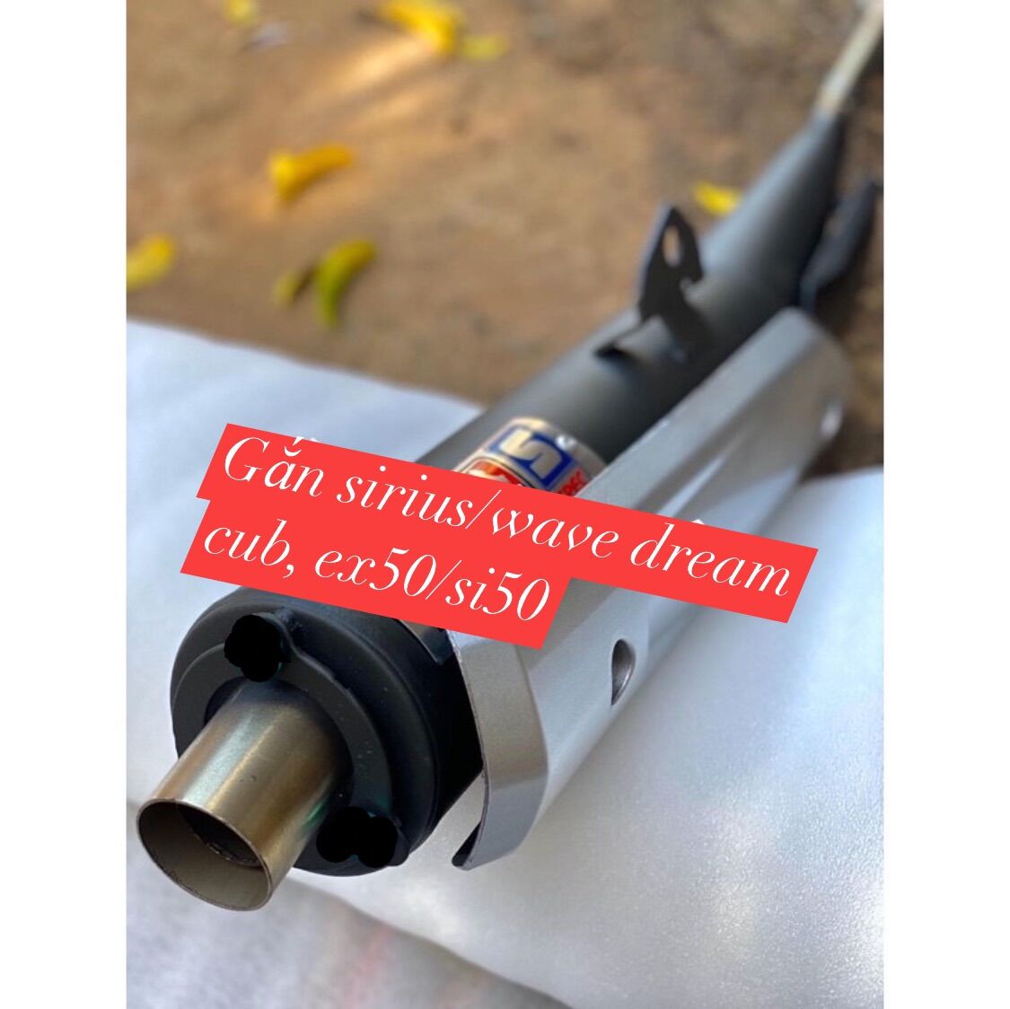 Pô uma v4+ cổ inox+ ốp spark gắn sirius wave dream, giá tốt