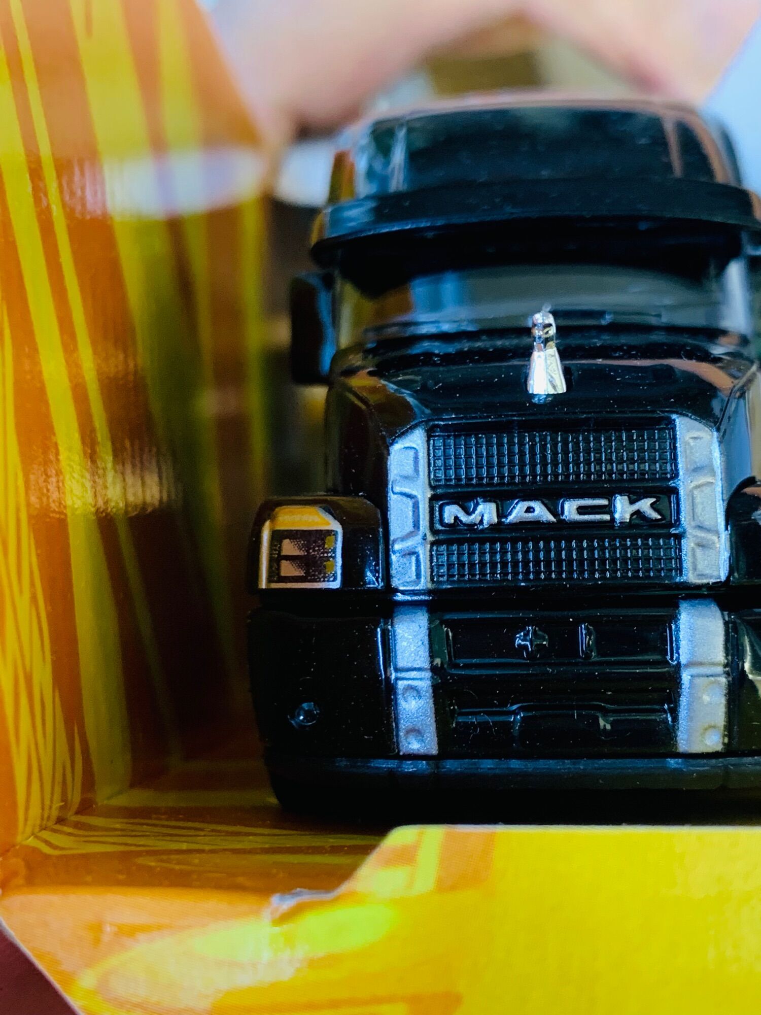 Hobby Store xe mô hình Maisto Container