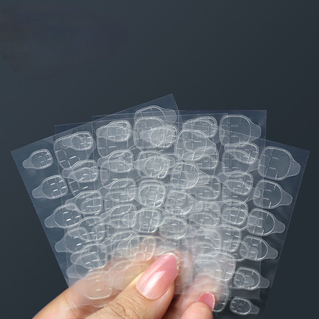 Set 24 miếng keo dán móng giả tạm thời bằng silicon